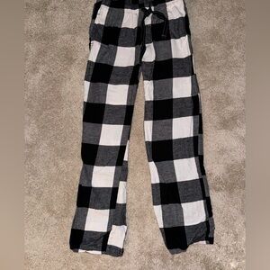 Black And White Old Navy Flannel Pants
